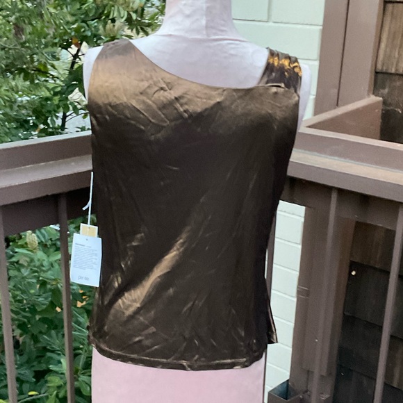 Perse liquid gold metallic drape tank with asymmetrical twist, NWT, Large - Picture 6 of 13